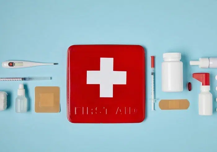 first aid box symbol 3
